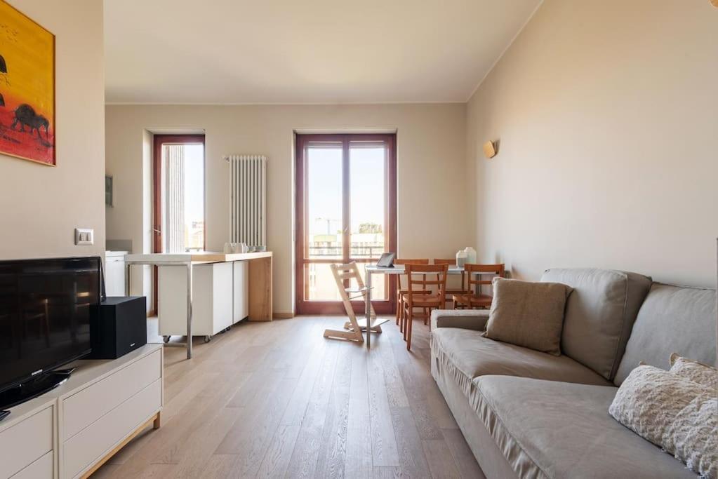 Schiavoni Flexyrent Wifi Apartment มิลาน ภายนอก รูปภาพ