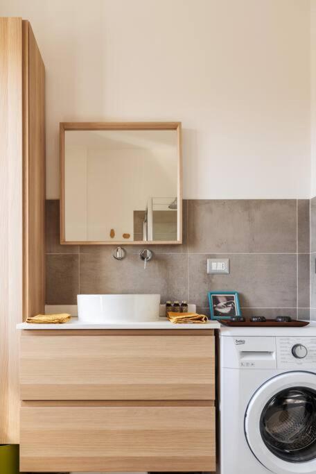 Schiavoni Flexyrent Wifi Apartment มิลาน ภายนอก รูปภาพ